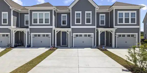 5111 Double Eagle Way