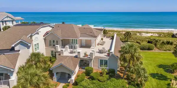 102 Summer Haven Ct.