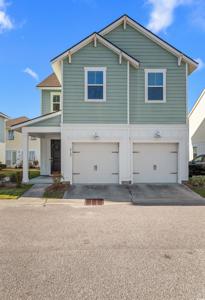 4727 Cloisters Ln.