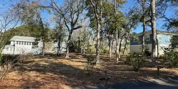 3408 Dunes St.