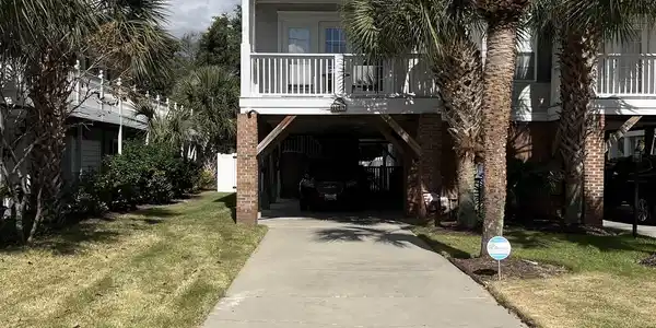 114-A 11th Ave. S