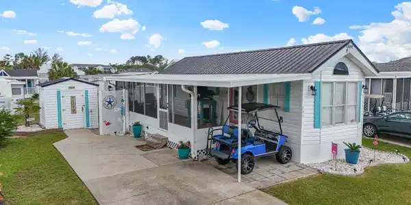 204 High Tide Dr.