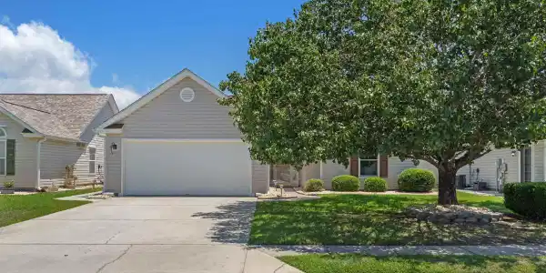 226 Lynco Ln.
