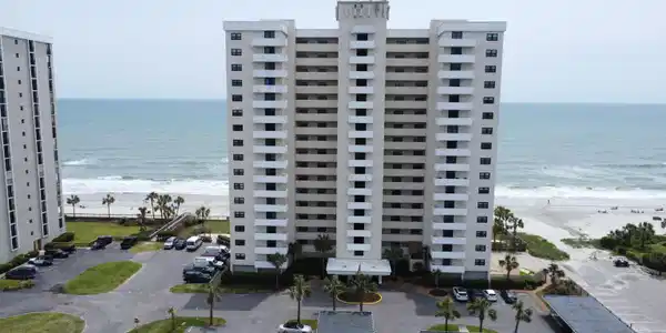 10100 Beach Club Dr.