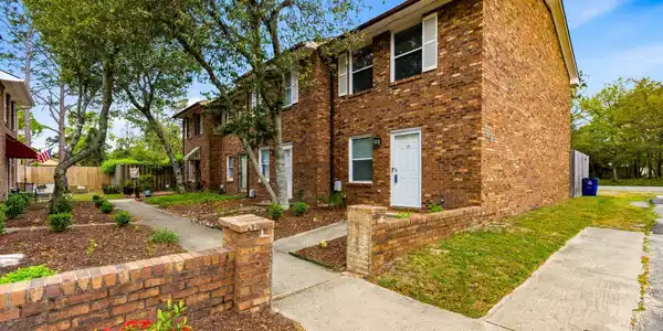 709 26th Ave. S