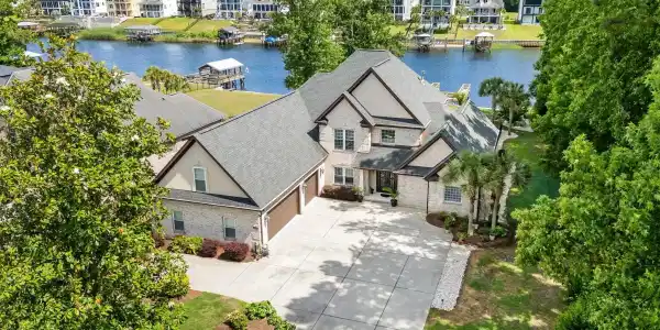 9785 Anchor Dr.