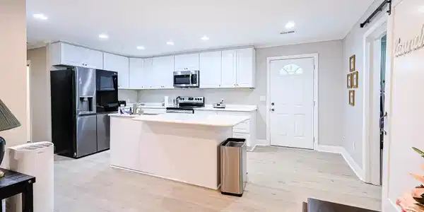 Image 4 Image 4
