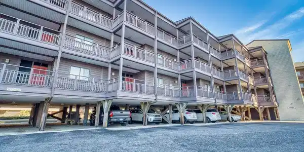 108 N Ocean Blvd.