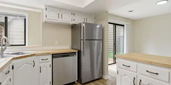 Image 4 Image 4
