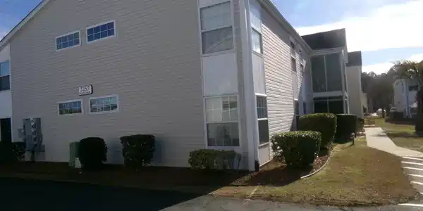 2257 Huntingdon Dr.