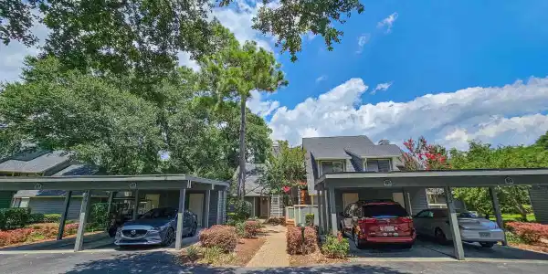 425 Appledore Circle