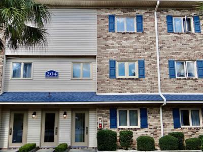 204 Double Eagle Dr.