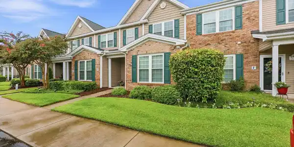 167 E. Chenoa Dr.