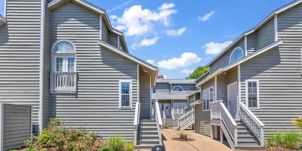 308 Cumberland Terrace Dr.