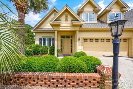 42 Courtyard Circle