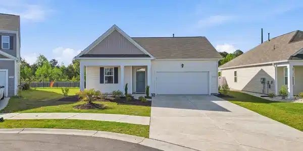 176 Londonshire Dr.
