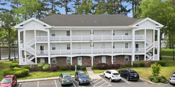 702 Riverwalk Dr.