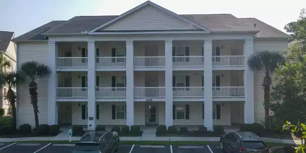 643 Woodmoor Dr.