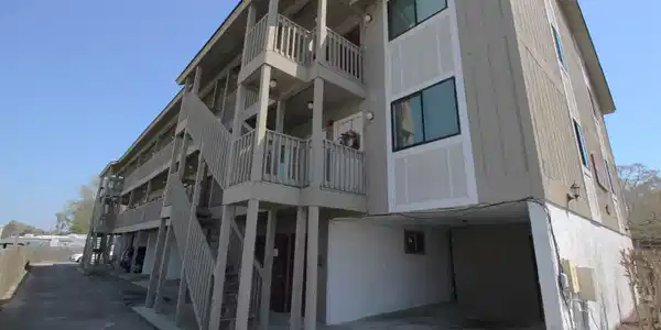 603 Wagon Wheel Rd.