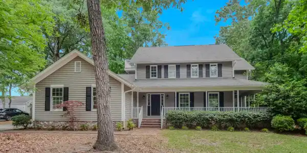 1109 Waterway Ln.