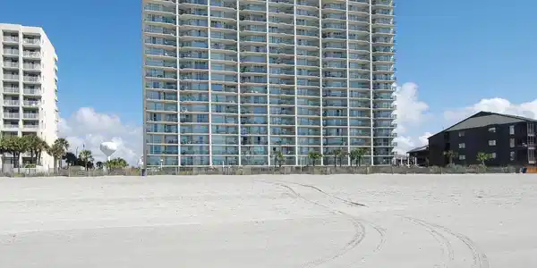 102 N Ocean Blvd.