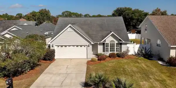 110 Wagon Wheel Ln.