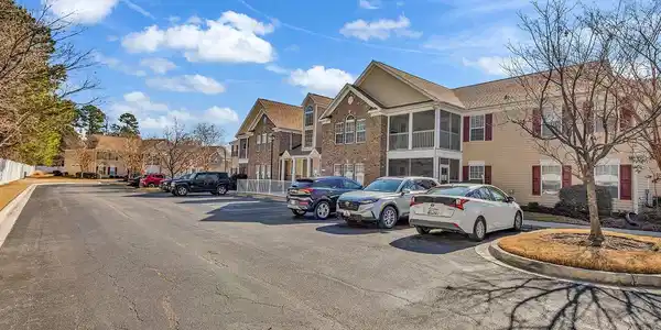 127 Veranda Way