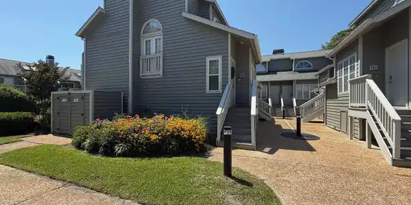 308 Cumberland Terrace Dr.
