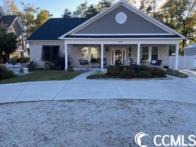 537 Seabreeze Dr.