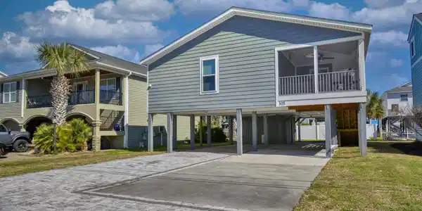 308 24th Ave. N
