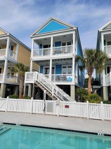 1411 N Waccamaw Dr.