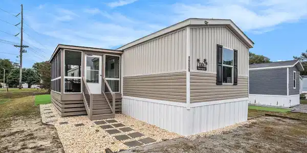 1306 Seagull Blvd.