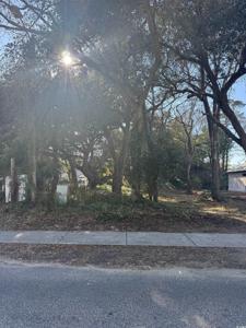 201 25th Ave. S