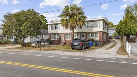 1704 Hillside Dr. S