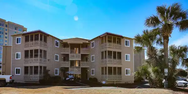 609 Hillside Dr.