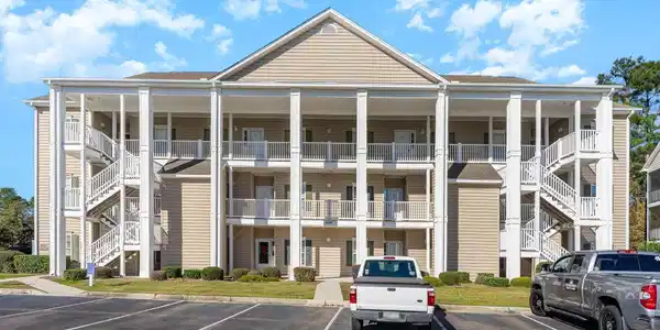 5846 Longwood Dr.