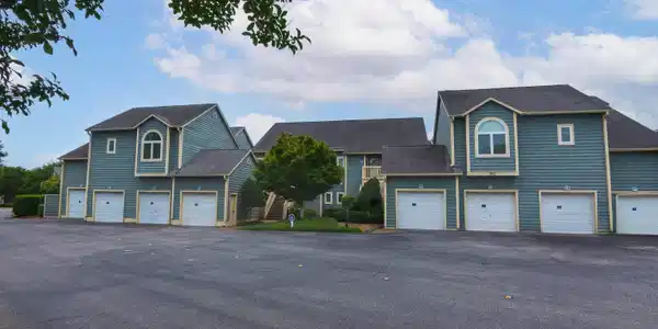 800 Castleford Circle