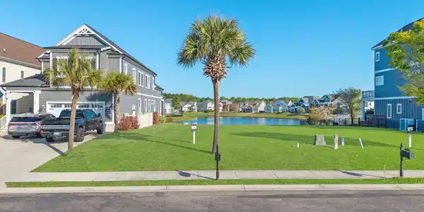 965 Crystal Water Way