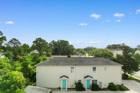 1508 Hillside Dr. S