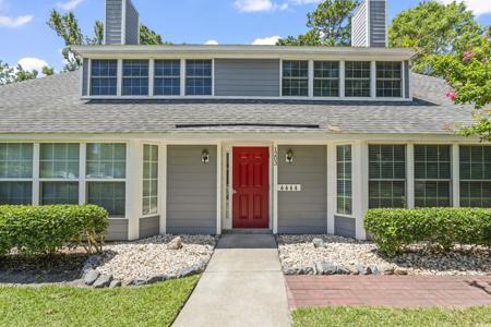 1203 Tiffany Ln.