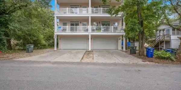 3501 Dunes St.