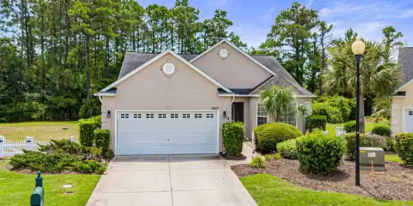 5807 Spinetail Dr.