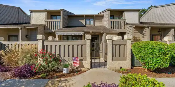 613 14th Ave. S