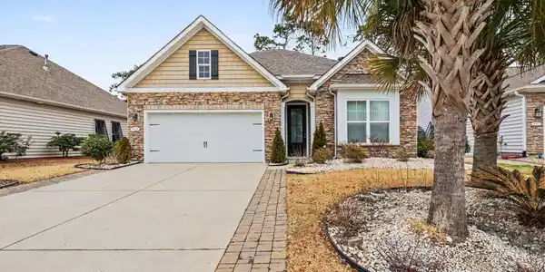 981 Bronwyn Circle