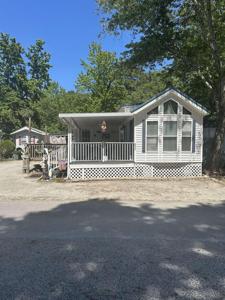 613 5th Ave. S