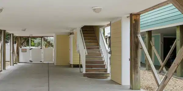Image 4 Image 4
