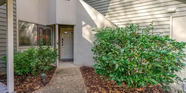 305 Myrtlewood Ct.