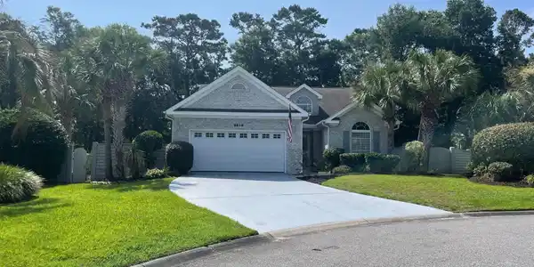 9616 Chestnut Ridge Dr.