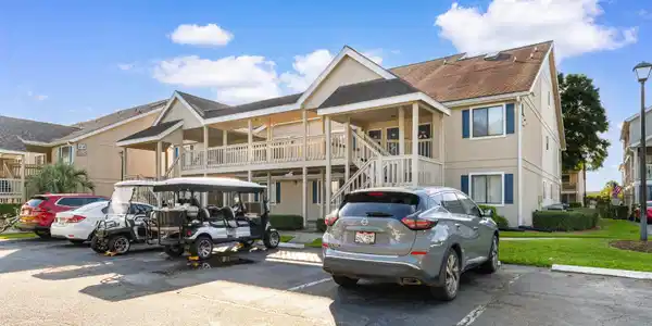 1870 Auburn Dr.