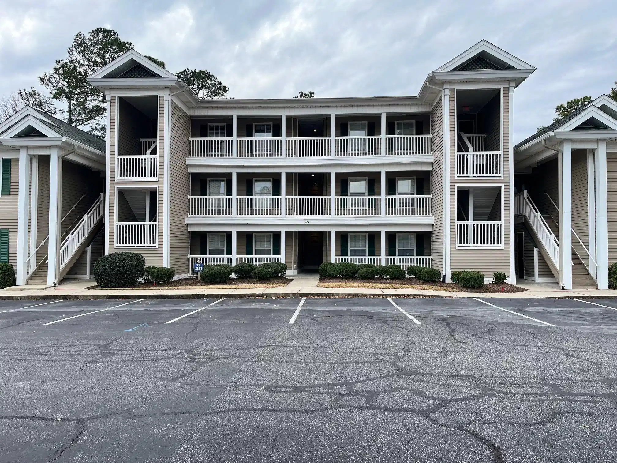 Image 1 Image 1